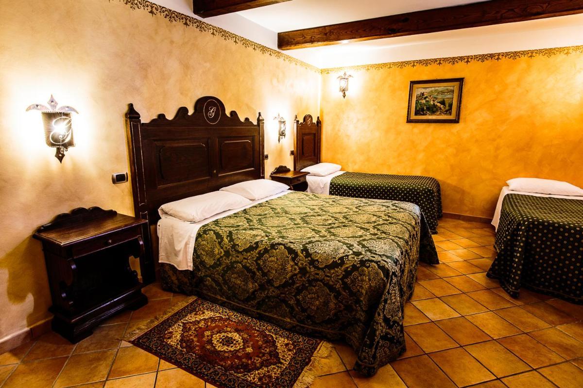 Hotel Guerrinuccio Селано Экстерьер фото